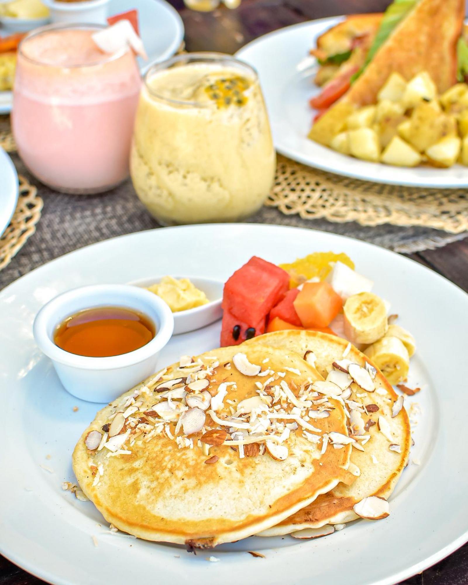 Aqua Oceanfront Hotel Resort El Gigante 外观 照片